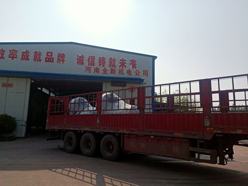 2台1200kw660油田專用電（diàn）機發貨（huò）