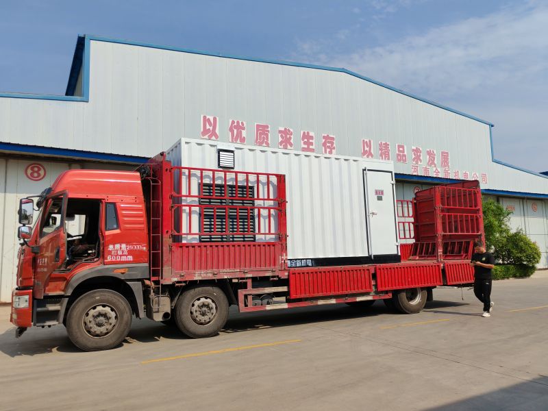 1600kva箱變配630kw正壓防（fáng）爆電機發貨鑽（zuàn）井隊